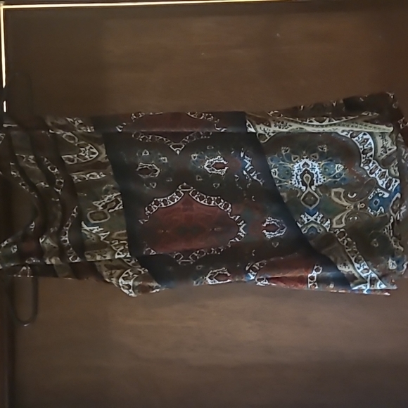 Cute Colored Top - Picture 2 of 3